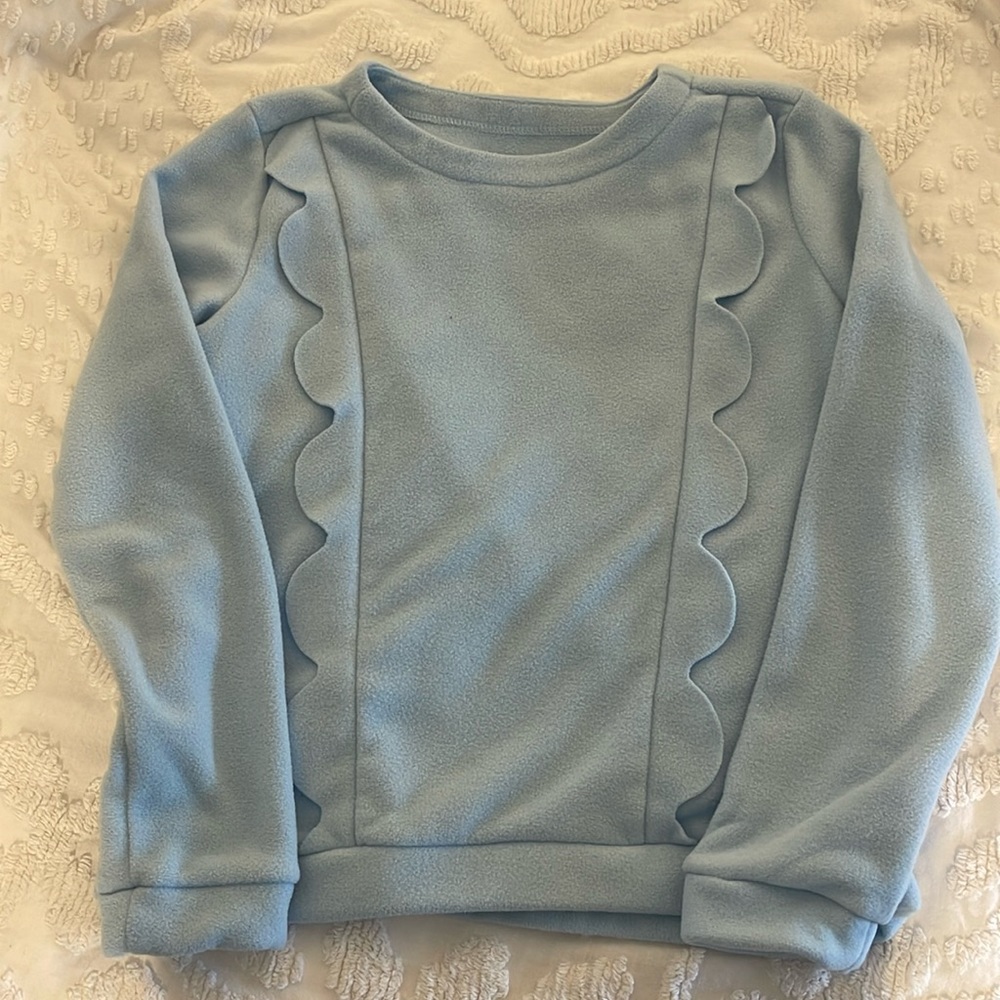 Dudley Stephens scalloped detail fleece